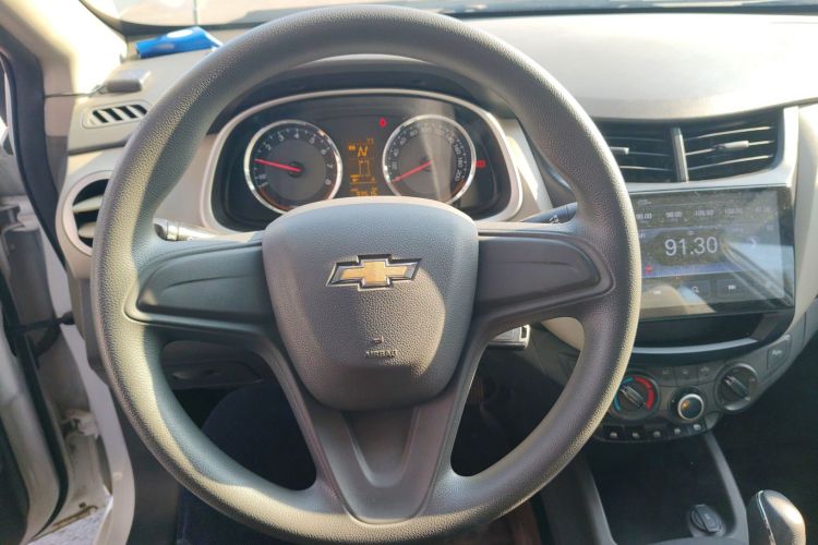 雪佛兰 2018款 赛欧3 1.3L AMT理想版中控内饰13