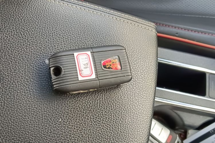 荣威i6 2017款 20T 自动旗舰版中控内饰11