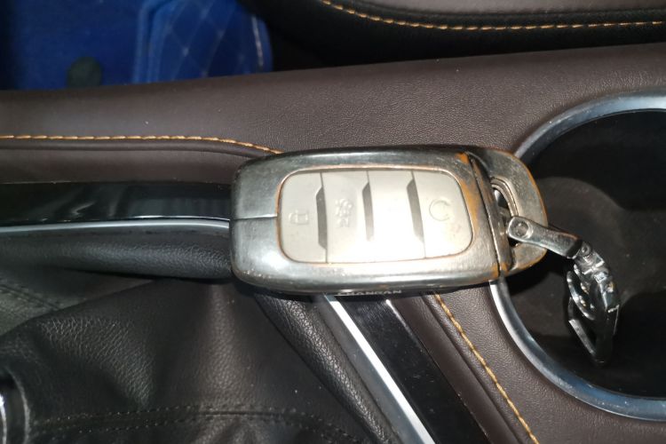 长安CS35PLUS 2019款 1.6L 手动酷联版中控内饰11