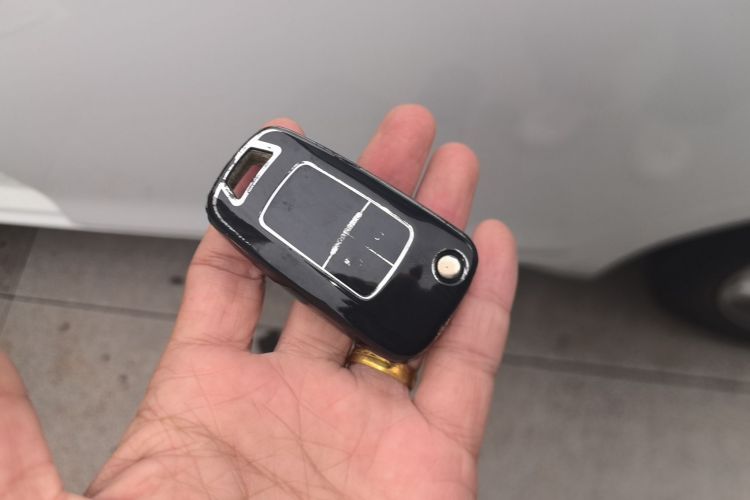 别克 英朗 2019款 18T 自动互联精英型 国V中控内饰11