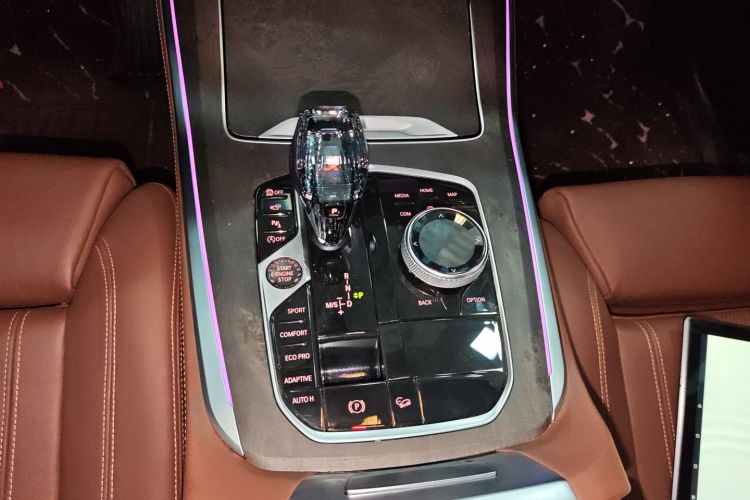 宝马X5(进口) 2020款 xDrive40i M运动套装中控内饰18