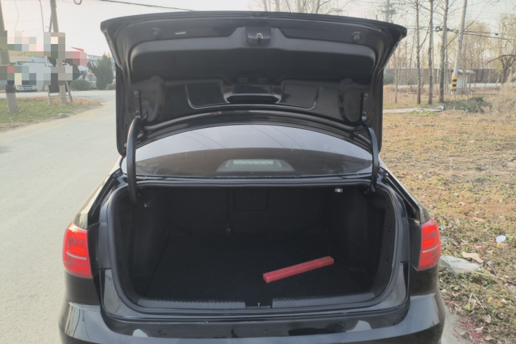 大众 速腾 2017款 1.6L 手动舒适型局部细节23