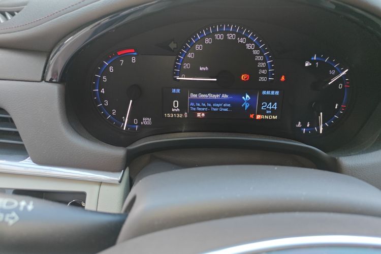 凯迪拉克XTS 2014款 28T 舒适型中控内饰15