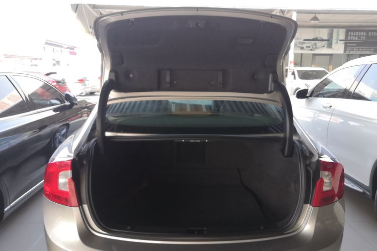 沃尔沃S60 2014款 S60L T5 智驭版局部细节23