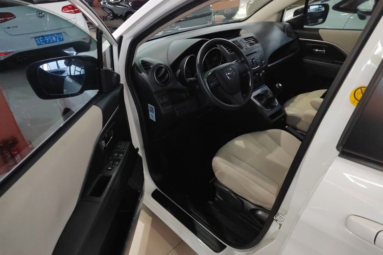 马自达5 2013款 2.0L 手动舒适型中控内饰7003