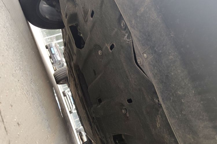 鸿蒙智行 问界M7 2022款 1.5T 后驱舒适版局部细节9008