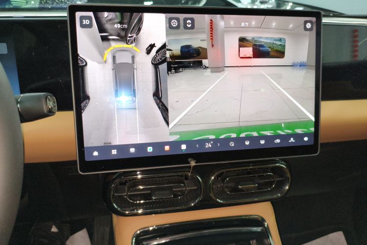 零跑汽车 零跑C11 2024款 增程 300尊享版中控内饰16