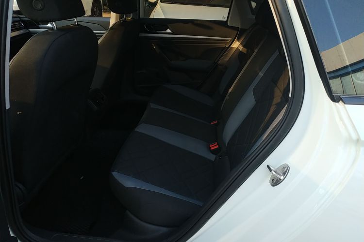 大众 朗逸 2023款 改款 1.5L 自动得逸版中控内饰7004