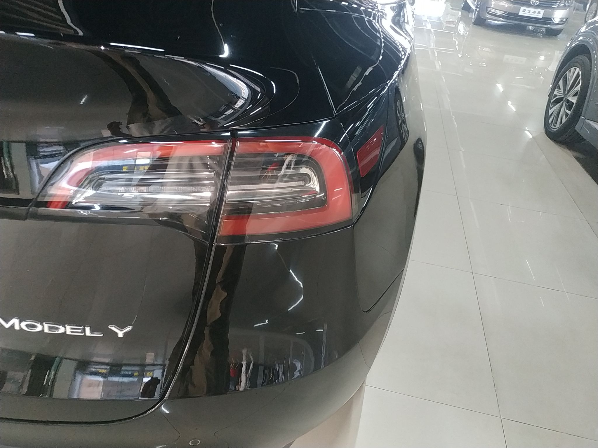 特斯拉 Model Y 2021款 长续航全轮驱动版 3D7