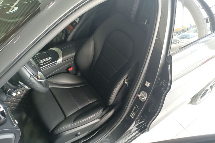 奔驰C级 2021款 C 260 L 运动星耀臻藏版中控内饰19