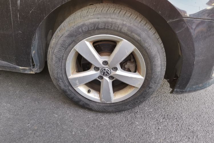 大众 朗逸 2013款 改款经典 1.6L 自动风尚版车身外观6007