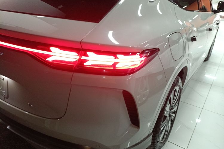 腾势N7 2023款 超长续航版车身外观9