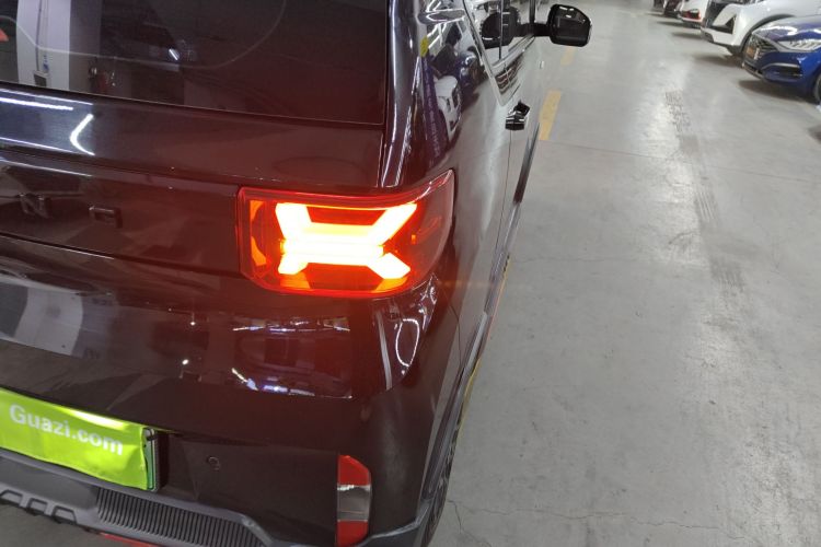 五菱汽车 宏光MINIEV 2022款 GAMEBOY 200km 玩咖款 磷酸铁锂车身外观9