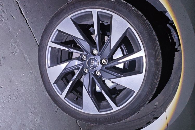 奥迪A3 2022款 A3L Limousine 35 TFSI 时尚运动型车身外观10