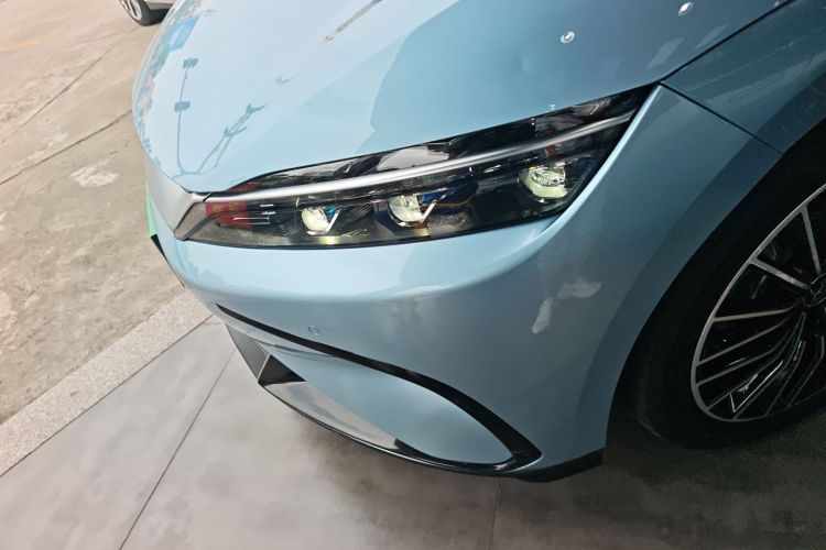 比亚迪 汉 2023款 EV 冠军版 506KM前驱尊贵型局部细节36