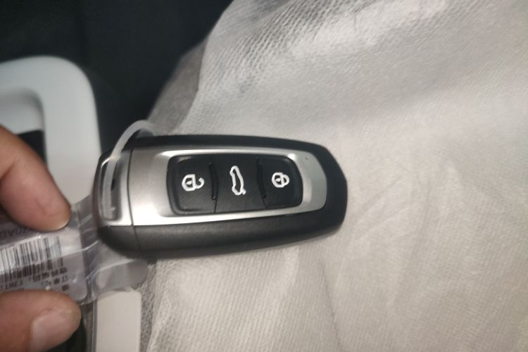 吉利银河 熊猫 2025款 210km 元气熊中控内饰11