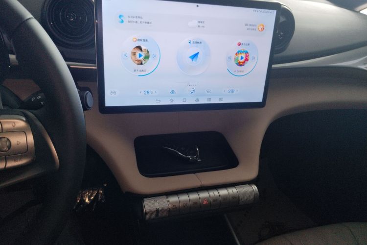 比亚迪 海豚 2023款 420km 时尚版局部细节16