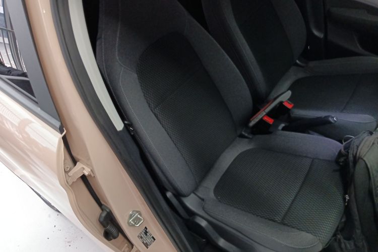 零跑汽车 零跑T03 2020款 400轻享版局部细节41