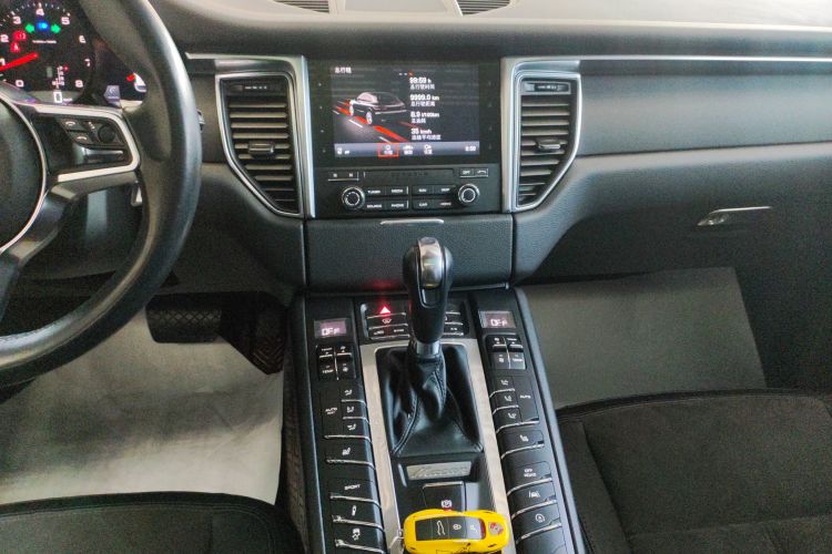 保时捷 2017款  Macan 2.0T中控内饰16