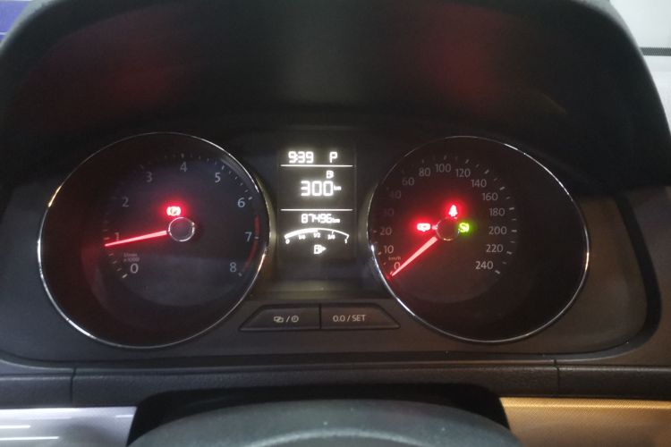 大众 朗逸 2015款 1.6L 自动舒适版中控内饰14