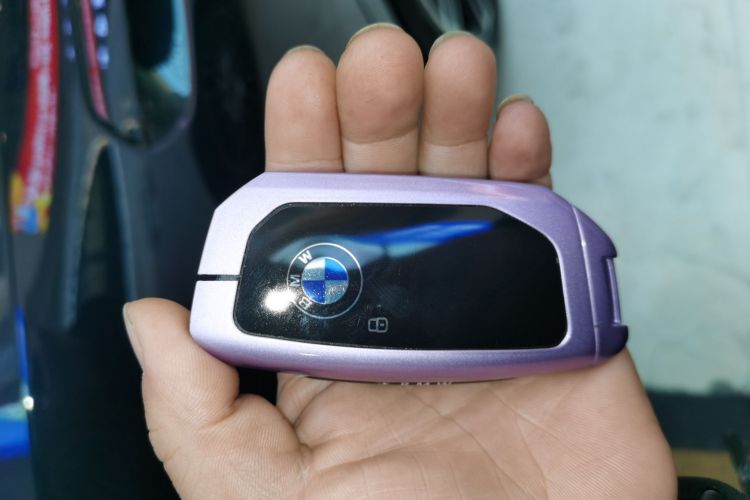 宝马5系 2025款 530Li 领先型 M运动套装中控内饰7001