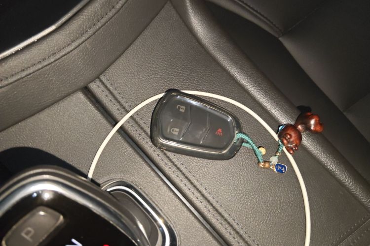 凯迪拉克XT5 2018款 28E 四驱技术型中控内饰11