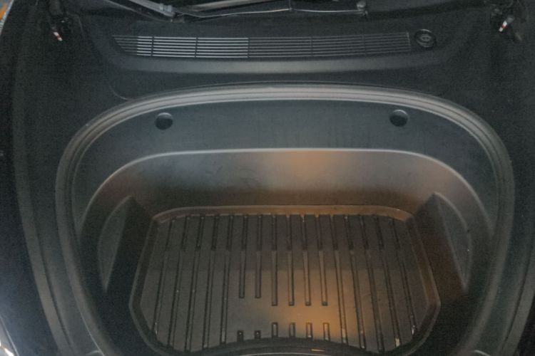 特斯拉 Model 3 2022款 后轮驱动版局部细节24