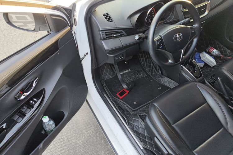 丰田 YARiS L 致炫 2020款 致炫X 1.5L CVT尊贵版中控内饰20