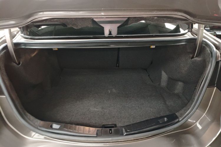 福特 蒙迪欧 2017款 改款 EcoBoost 180 时尚型局部细节23