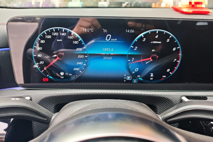 奔驰CLA 2022款 改款 CLA 200 猎跑车中控内饰14