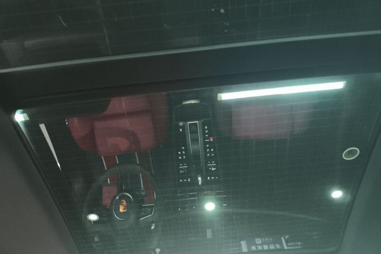 保时捷 2022款 Macan 2.0T中控内饰22