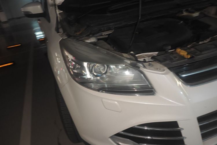 福特 翼虎 2015款 2.0L GTDi 四驱精英型车身外观8