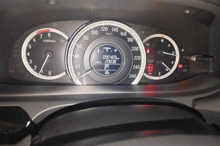 本田 雅阁 2016款 2.0L 舒适版中控内饰15