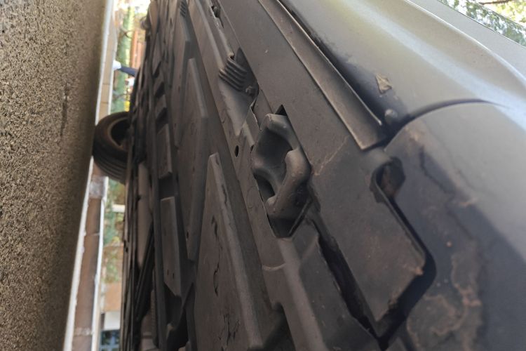 奔驰GLB 2021款 GLB 200 时尚型局部细节9001