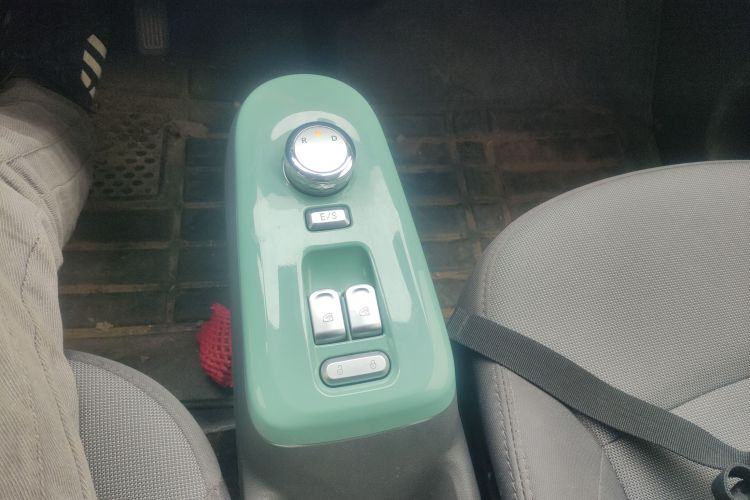 长安启源 长安Lumin 2022款 155km 清甜款中控内饰18