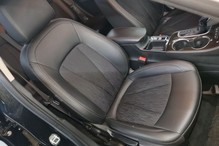 别克 威朗 2018款 三厢 20T 双离合领先型局部细节41