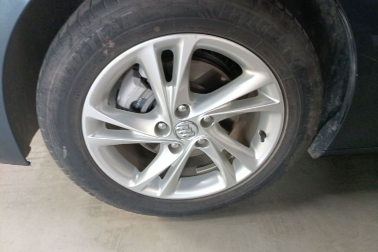 别克 君威 2020款 552T 精英型车身外观6007