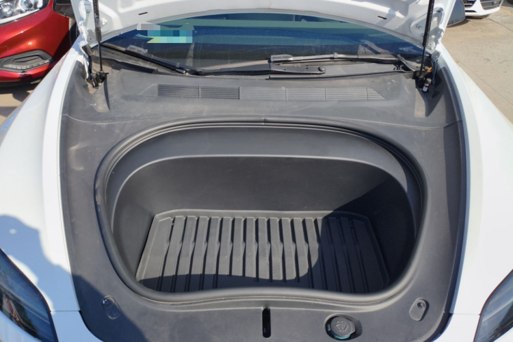 特斯拉 Model 3 2023款 后轮驱动版局部细节24