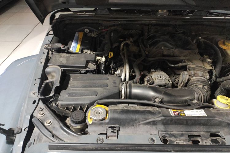 Jeep 牧马人 2015款 3.0L Sahara 四门舒享版局部细节9006