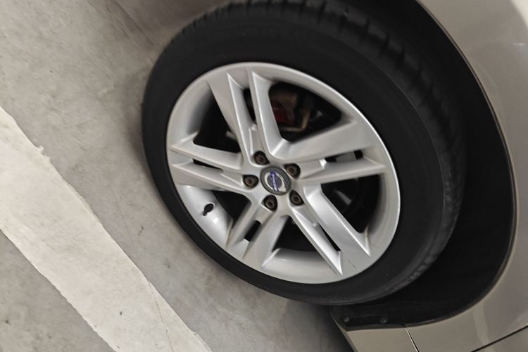 沃尔沃S60 2015款 S60L T5 智驭版车身外观6008