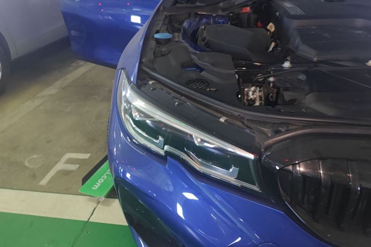 宝马3系 2022款 改款 325Li M运动曜夜套装车身外观8