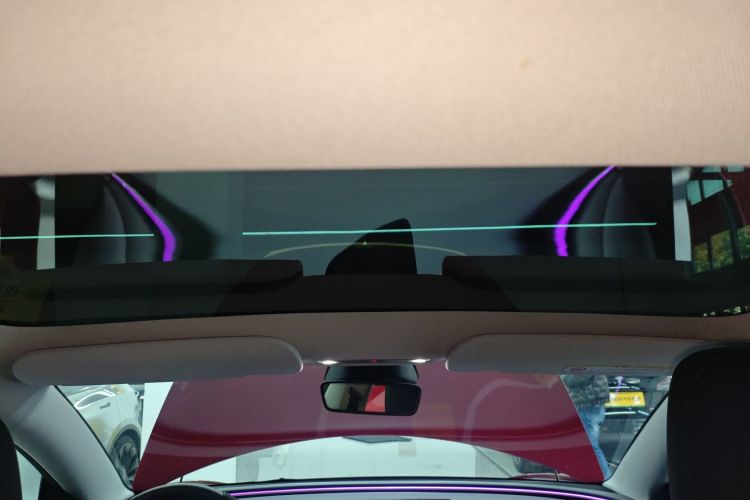 特斯拉 Model 3 2023款 后轮驱动版中控内饰22