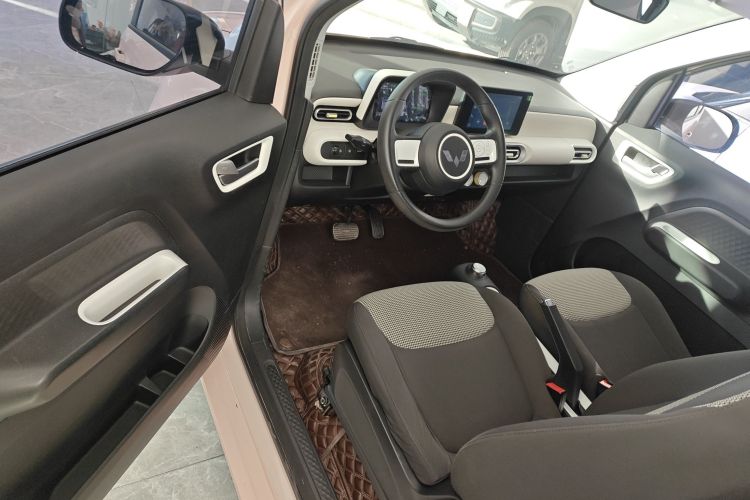 五菱汽车 宏光MINIEV 2024款 第三代 215km 进阶版中控内饰20