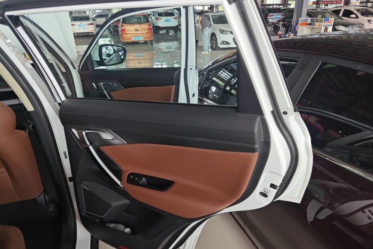 吉利汽车 博越 2021款 1.8TD DCT两驱亚运版中控内饰7006