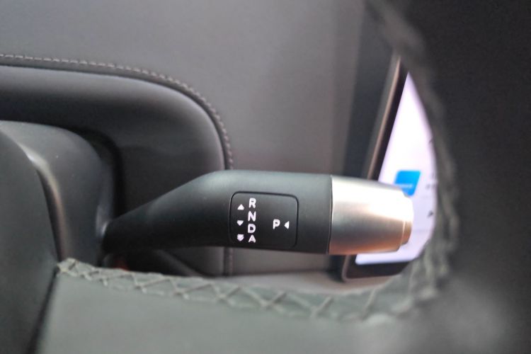 理想汽车 理想L6 2024款 Pro中控内饰18