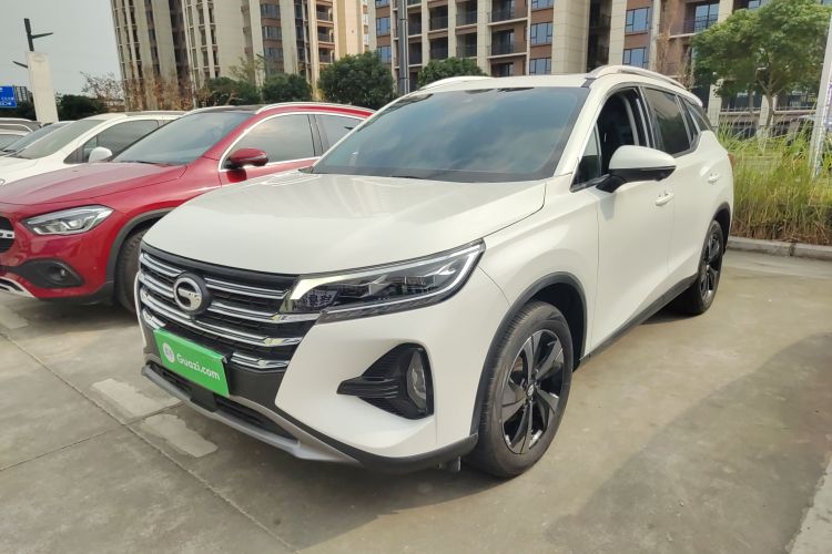 广汽传祺 传祺GS4 2022款 270T 自动智行科技版车身外观1