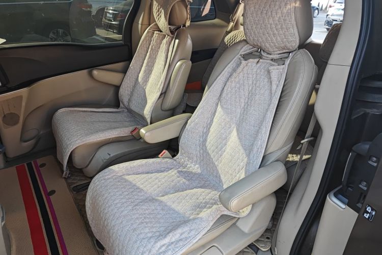 别克GL8 2014款 3.0L GT豪华商务豪雅版中控内饰7004