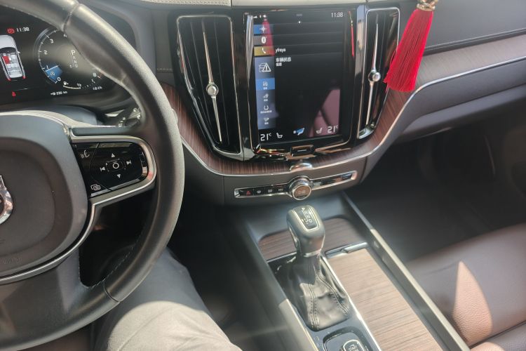 沃尔沃XC60 2021款 T5 四驱智远豪华版中控内饰16