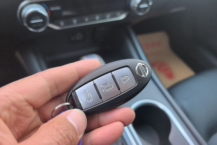 日产 天籁 2019款 2.0L XL 舒适版中控内饰11