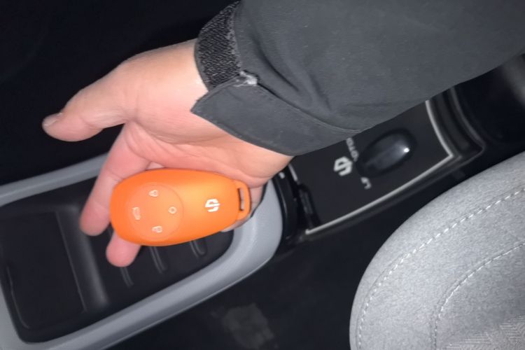 零跑汽车 零跑T03 2022款 玛瑙版中控内饰7001